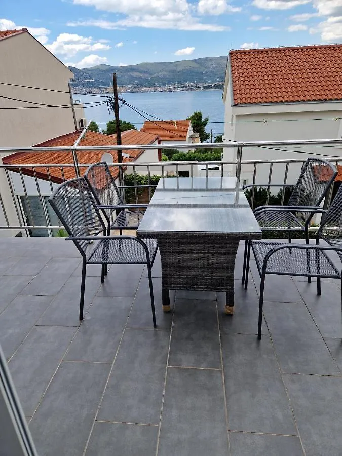 Apartment Krista Trogir