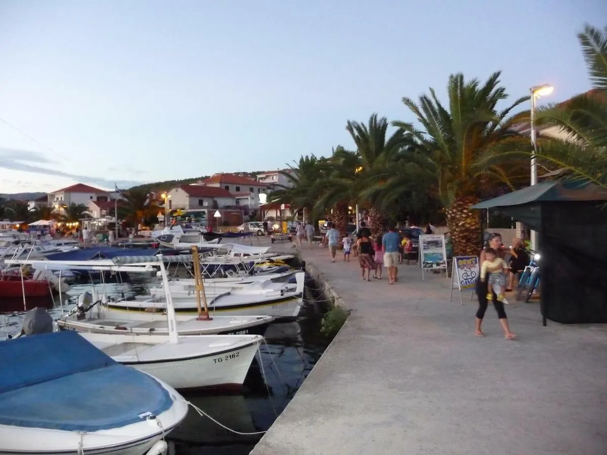 Apartment Krista Trogir